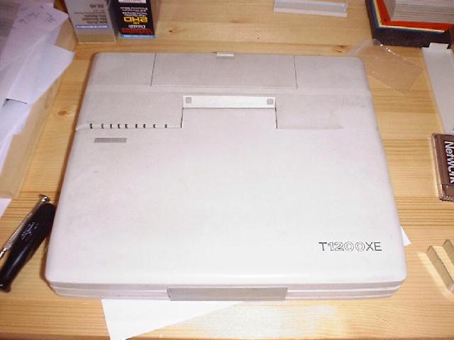 Toshiba T1200e